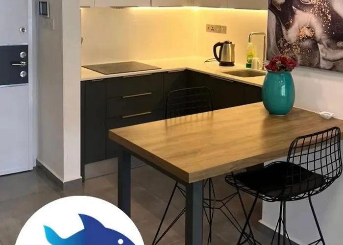 Daire Courtyard Long